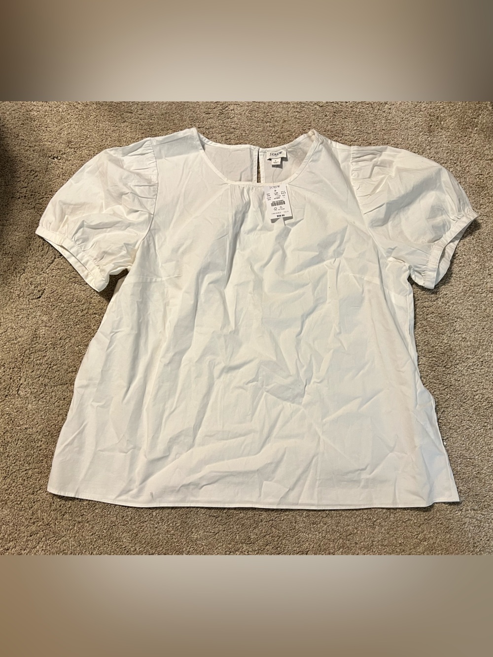 NWT puff sleeved blouse